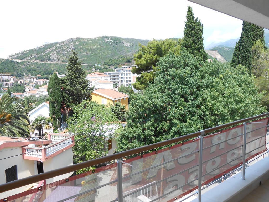 Apartment-Hotel Vila Petrovic-Becici Budva Exterior foto
